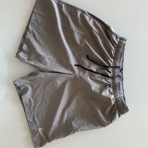 Nike Challenger Men's 9" Lined Running Shorts XL